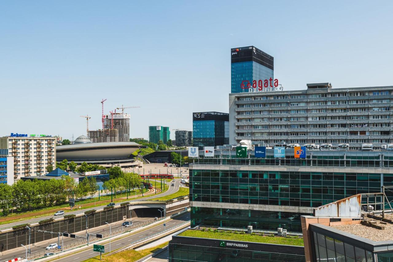 Kairos Apartments - Gwarek - Darmowy Parking, Scisle Centrum كاتوفيتسه المظهر الخارجي الصورة